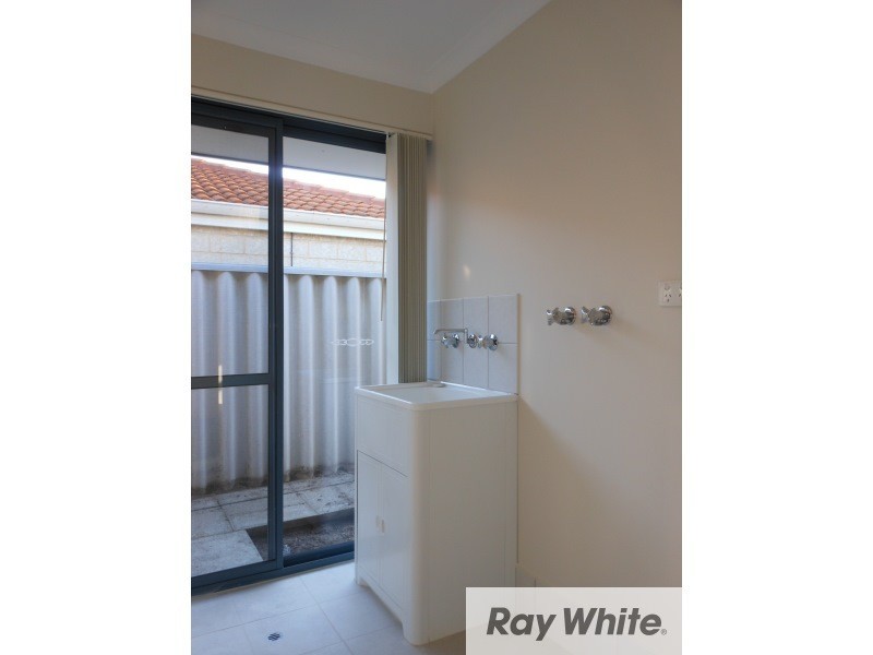 24 Richards Place, Cannington WA 6107