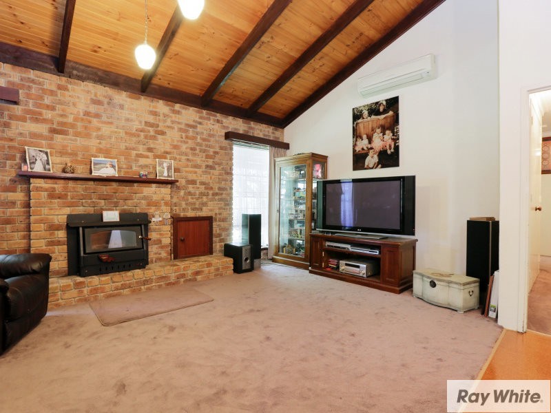 32 Dawson Avenue, Forrestfield WA 6058