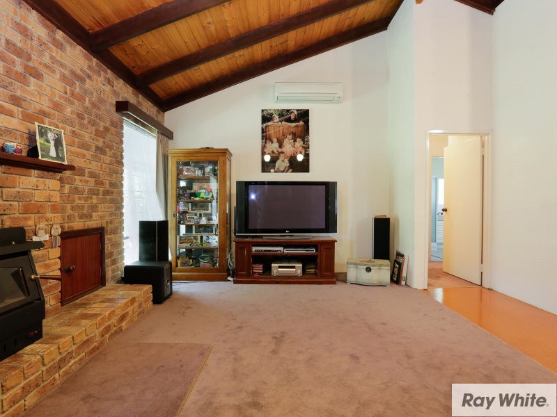 32 Dawson Avenue, Forrestfield WA 6058