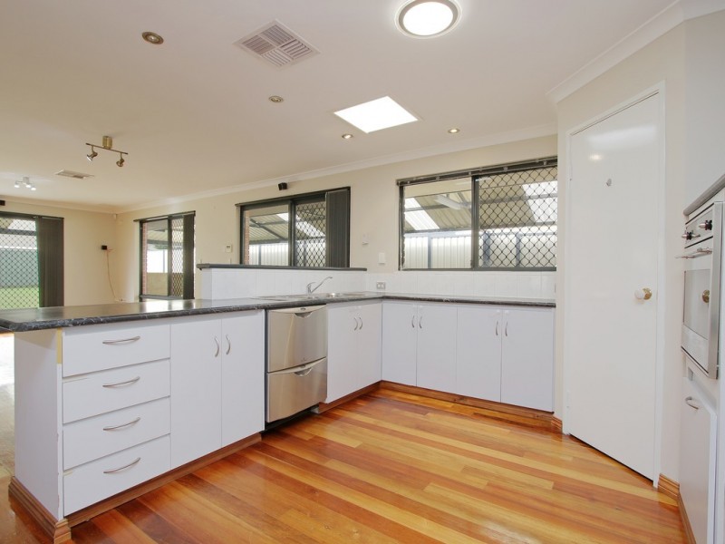 111 Fruit Tree Crescent, Forrestfield WA 6058