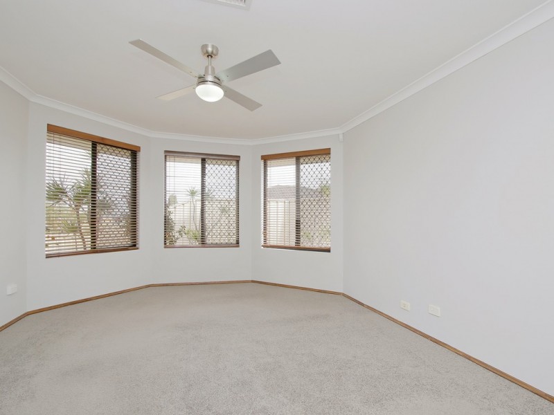 111 Fruit Tree Crescent, Forrestfield WA 6058