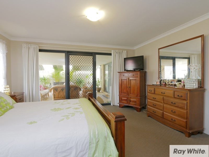 22 Lenihan Corner, Wattle Grove WA 6107