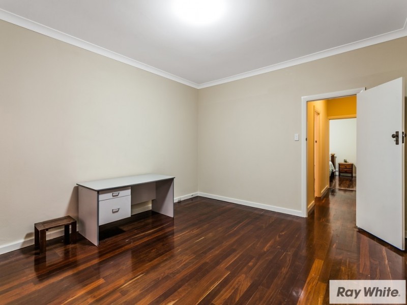 46 Woodloes Street, Cannington WA 6107