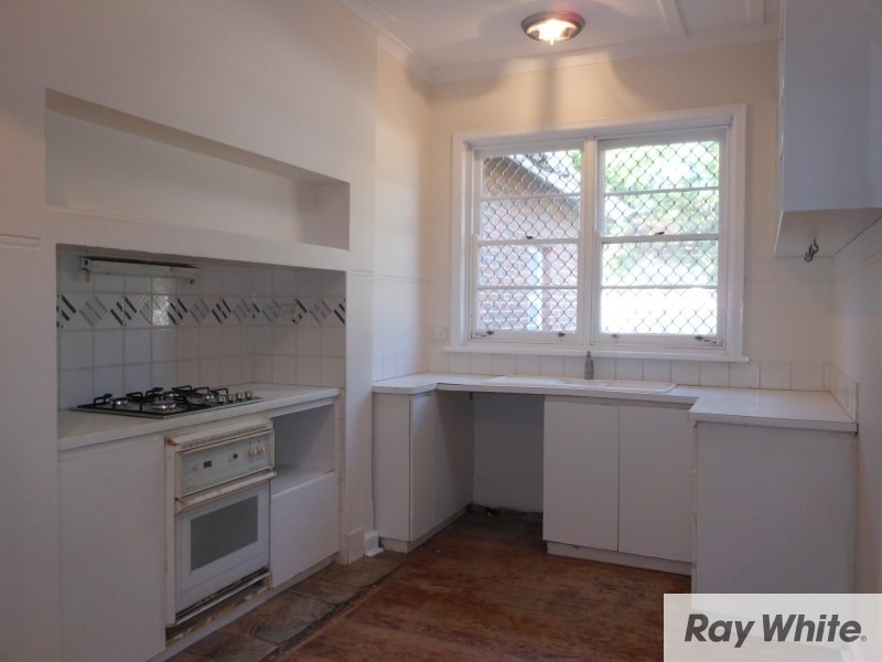 91 Manning Road, Manning WA 6152