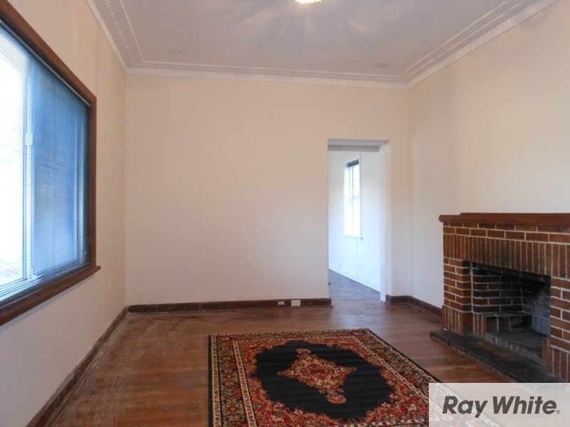 91 Manning Road, Manning WA 6152