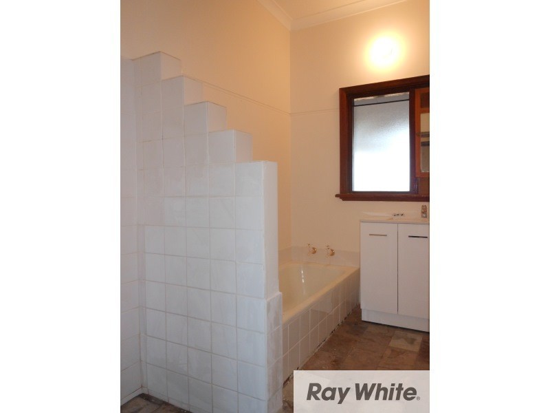 91 Manning Road, Manning WA 6152