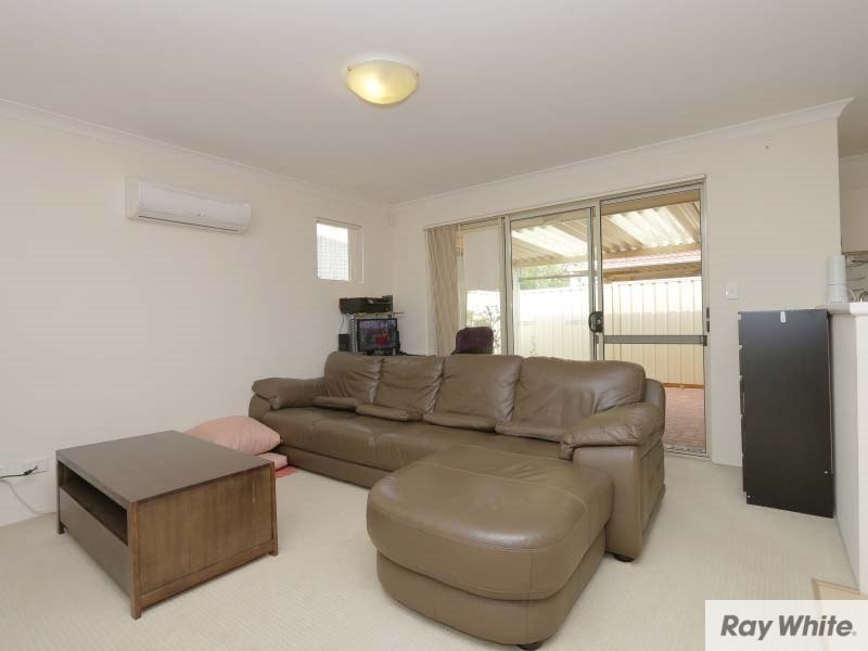 8/35 Nicholson Road, Cannington WA 6107