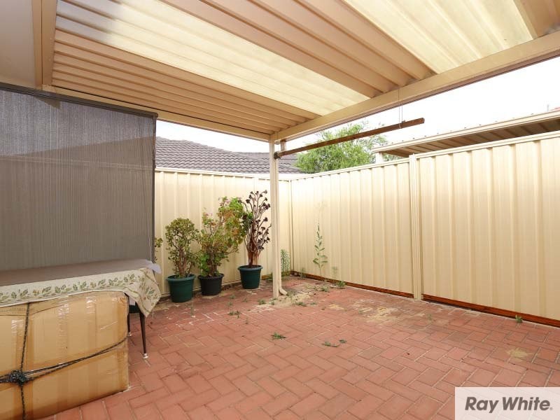 8/35 Nicholson Road, Cannington WA 6107