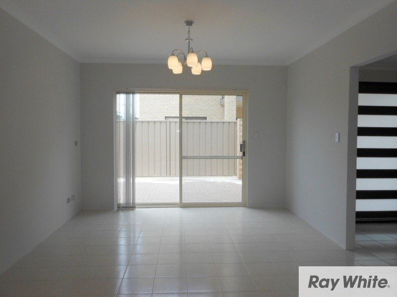 28D Central Terrace, Beckenham WA 6107