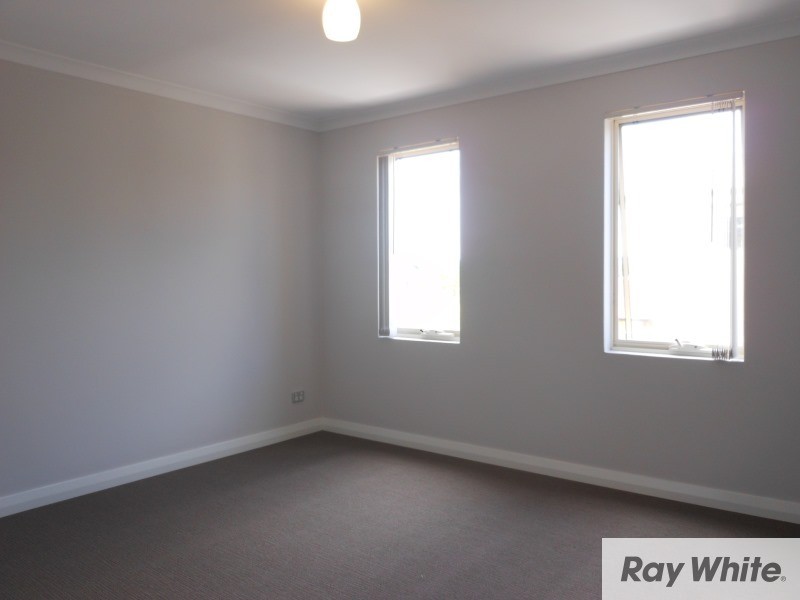 28D Central Terrace, Beckenham WA 6107