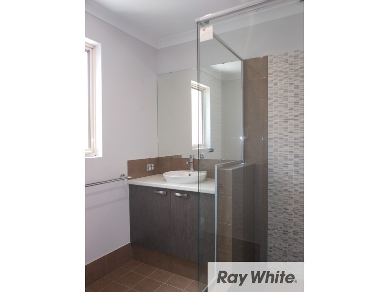 28D Central Terrace, Beckenham WA 6107