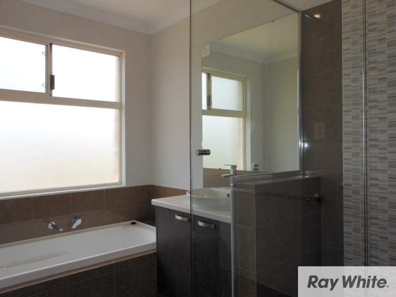 28D Central Terrace, Beckenham WA 6107