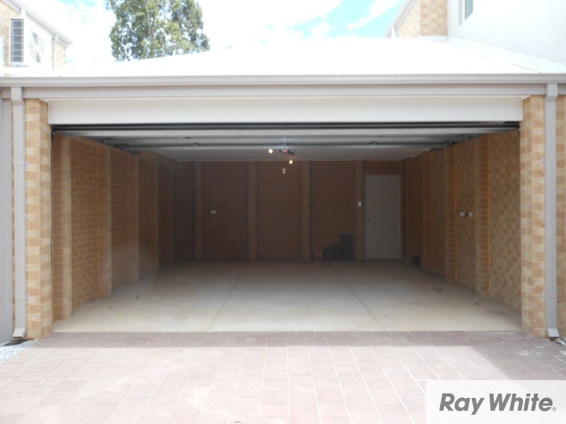 28D Central Terrace, Beckenham WA 6107