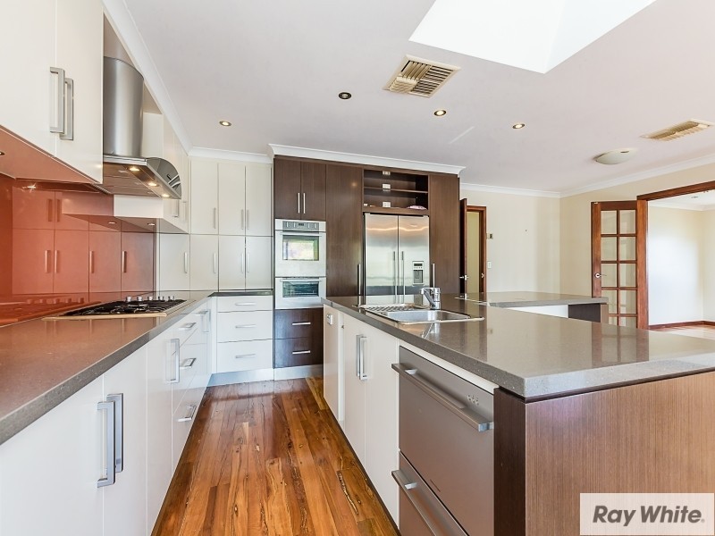 5 Mundanup Close, Kelmscott WA 6111