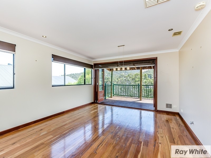 5 Mundanup Close, Kelmscott WA 6111