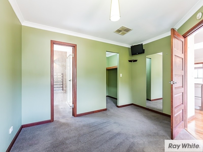 5 Mundanup Close, Kelmscott WA 6111