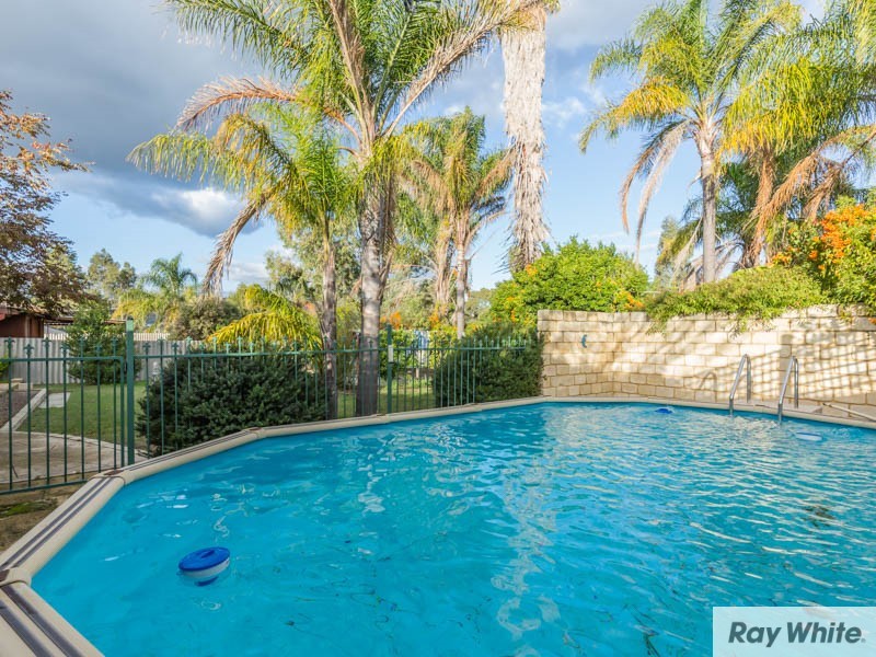 6 Banksia Road, Camillo WA 6111