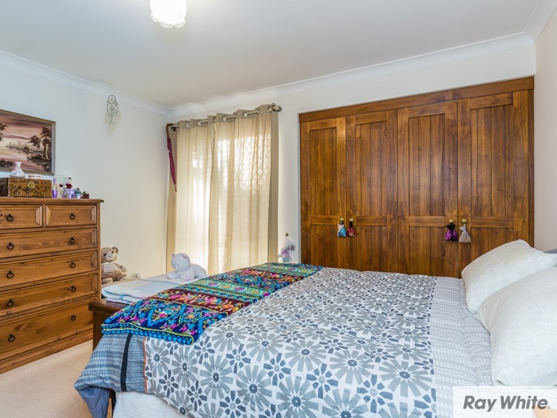 6 Banksia Road, Camillo WA 6111