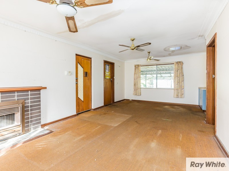 48 Derry Avenue, Mount Nasura WA 6112