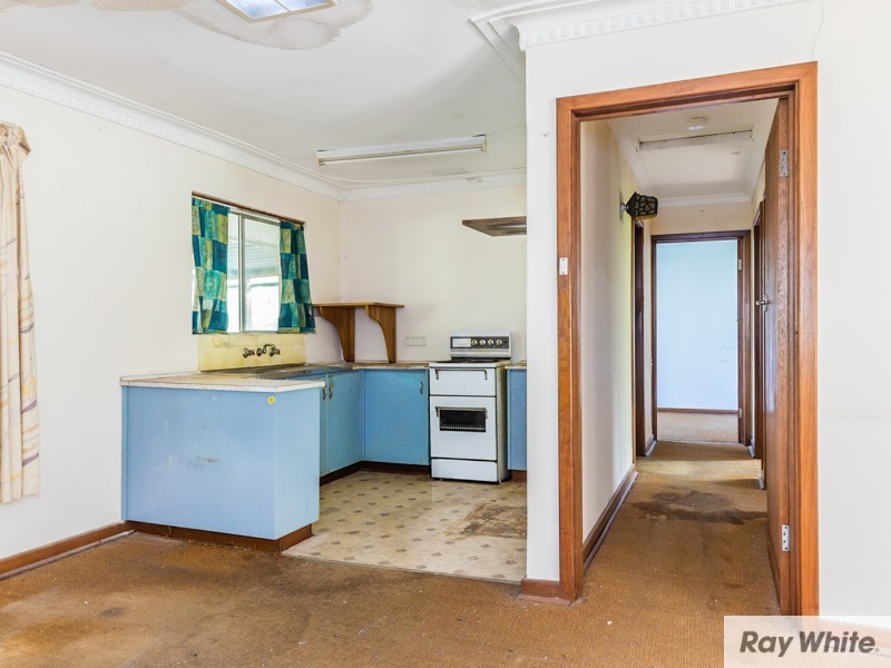 48 Derry Avenue, Mount Nasura WA 6112