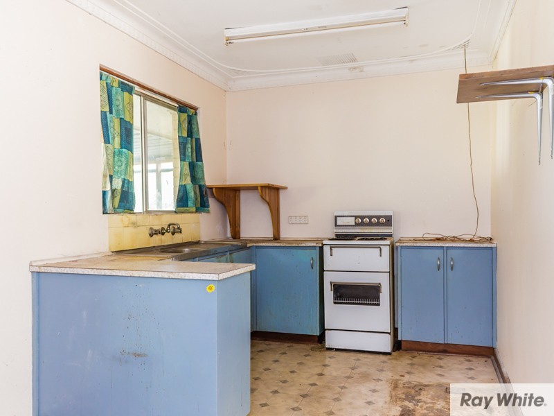 48 Derry Avenue, Mount Nasura WA 6112