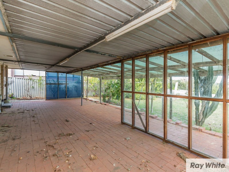 48 Derry Avenue, Mount Nasura WA 6112