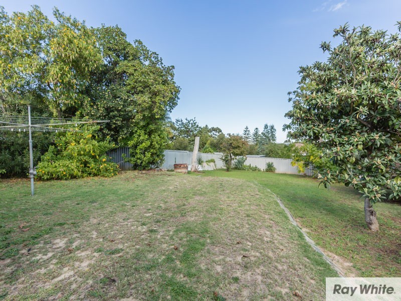 48 Derry Avenue, Mount Nasura WA 6112