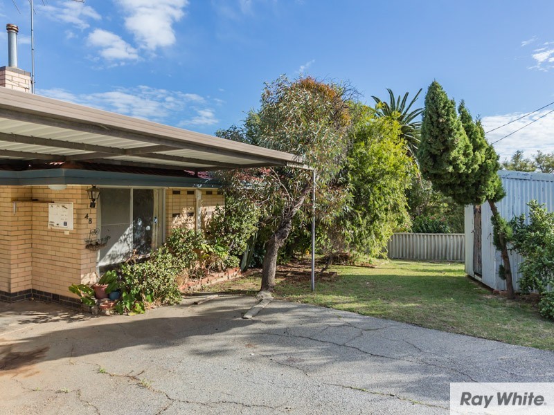 48 Derry Avenue, Mount Nasura WA 6112