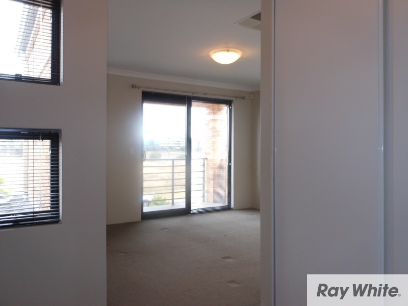 17 Bent Street, Cannington WA 6107