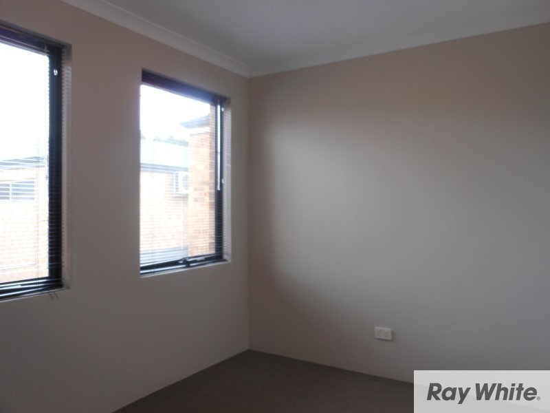 17 Bent Street, Cannington WA 6107