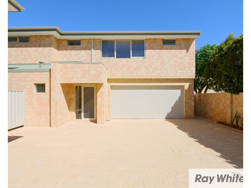3B Civic Gardens, Cannington WA 6107