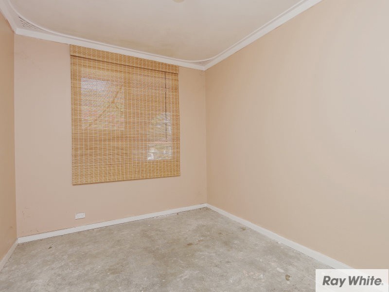 26 Hartfield Street, Queens Park WA 6107