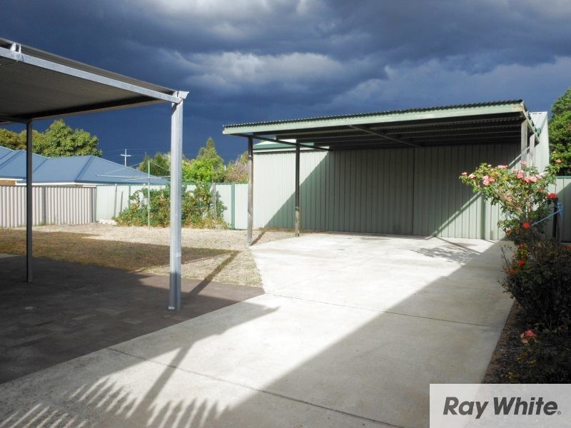 9 Devon Way, Lynwood WA 6147