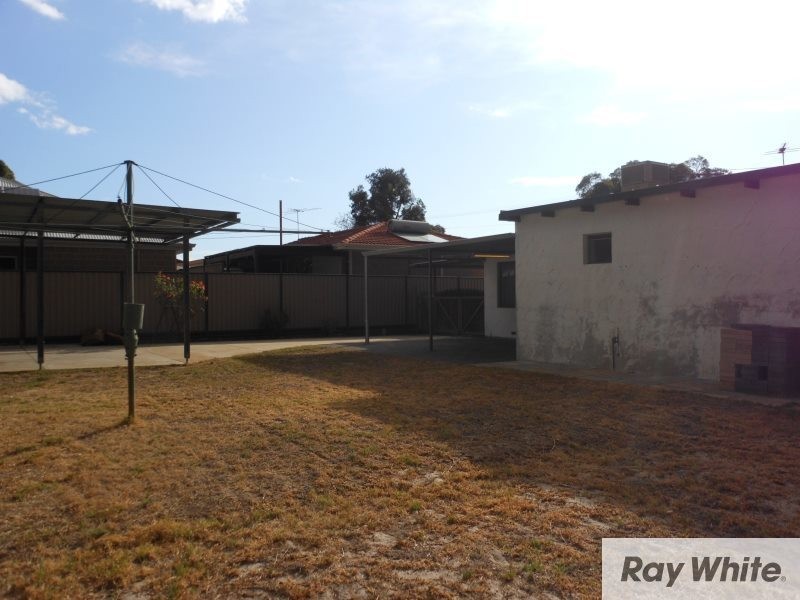 9 Devon Way, Lynwood WA 6147