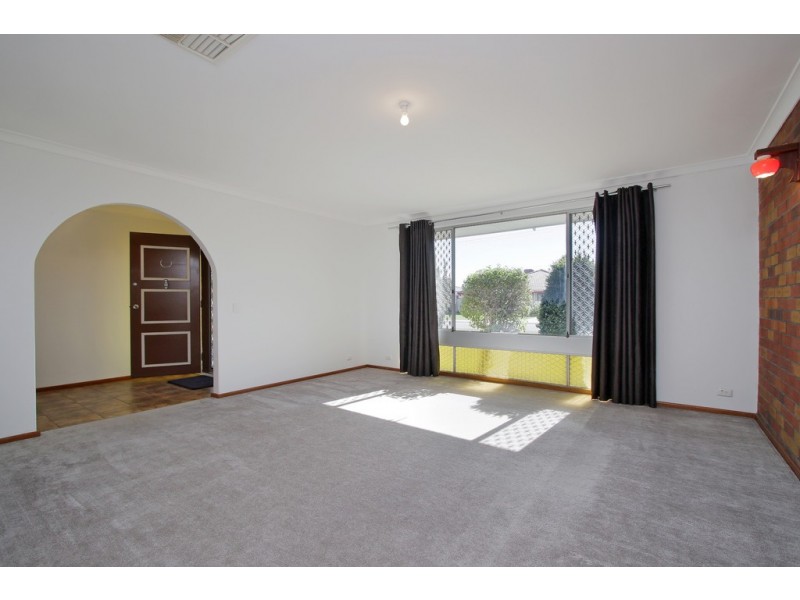211 Station Street, East Cannington WA 6107