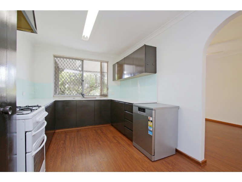 211 Station Street, East Cannington WA 6107