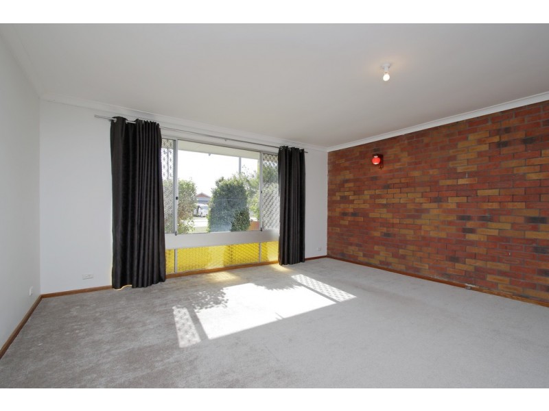 211 Station Street, East Cannington WA 6107