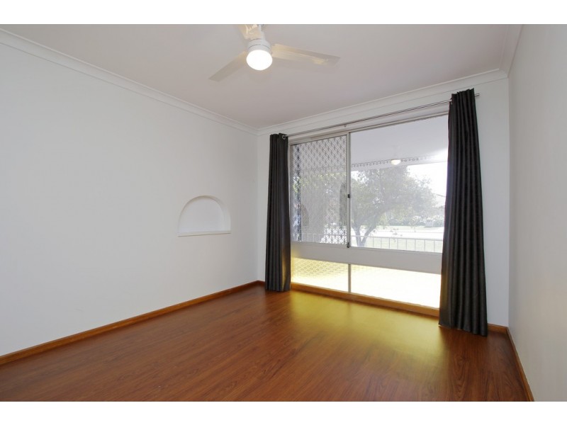 211 Station Street, East Cannington WA 6107