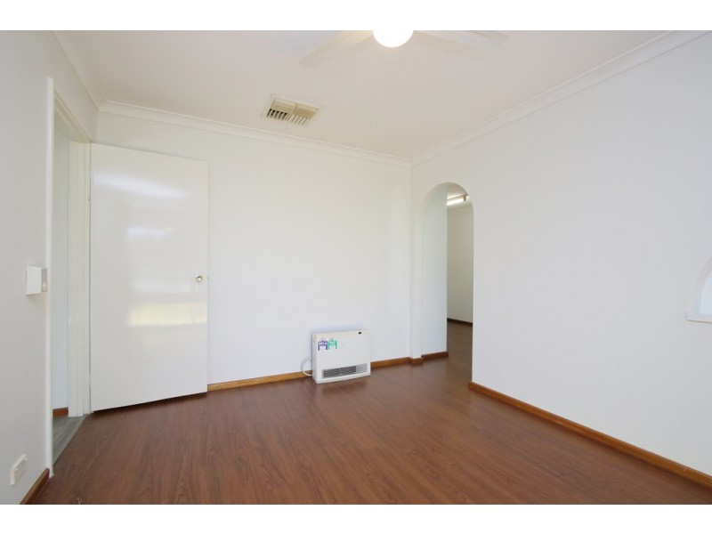 211 Station Street, East Cannington WA 6107