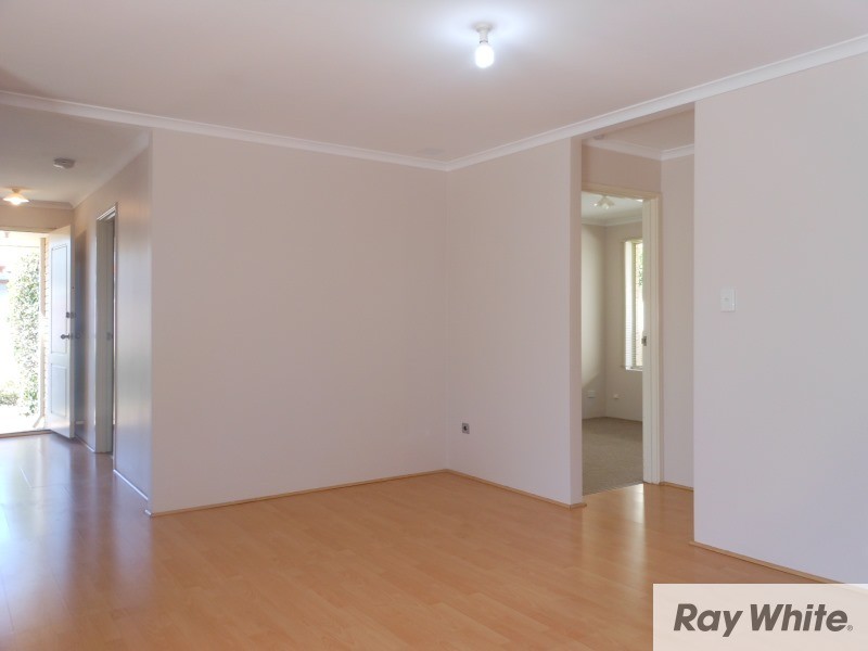 2/114 Wharf Street, Cannington WA 6107