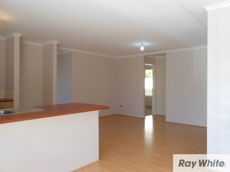 2/114 Wharf Street, Cannington WA 6107