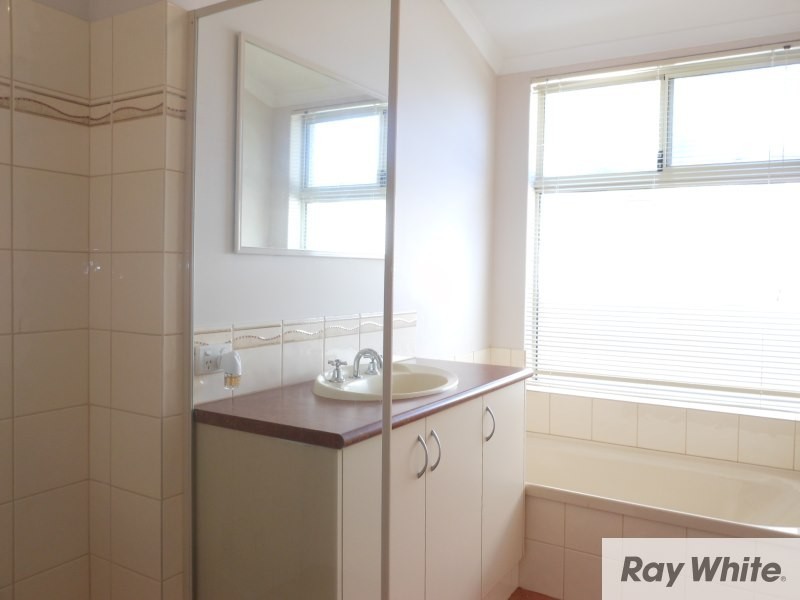 2/114 Wharf Street, Cannington WA 6107