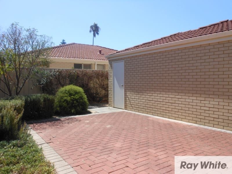 2/114 Wharf Street, Cannington WA 6107