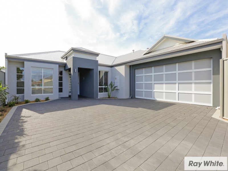 2/221 William Street, Beckenham WA 6107