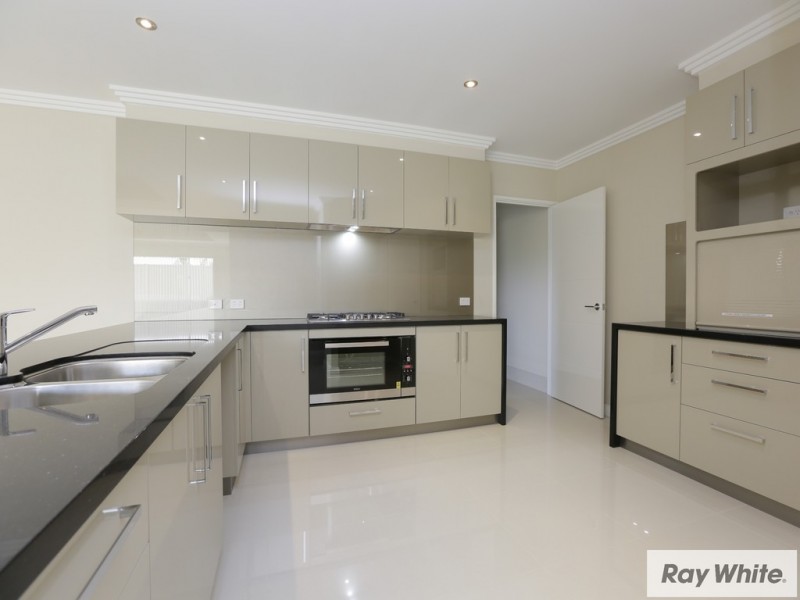 2/221 William Street, Beckenham WA 6107