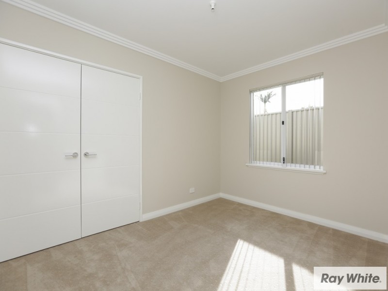 2/221 William Street, Beckenham WA 6107