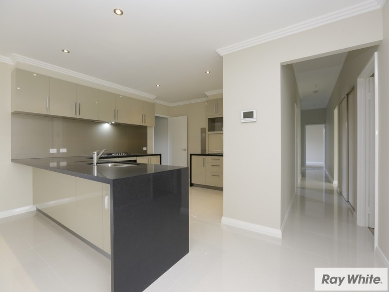 2/221 William Street, Beckenham WA 6107