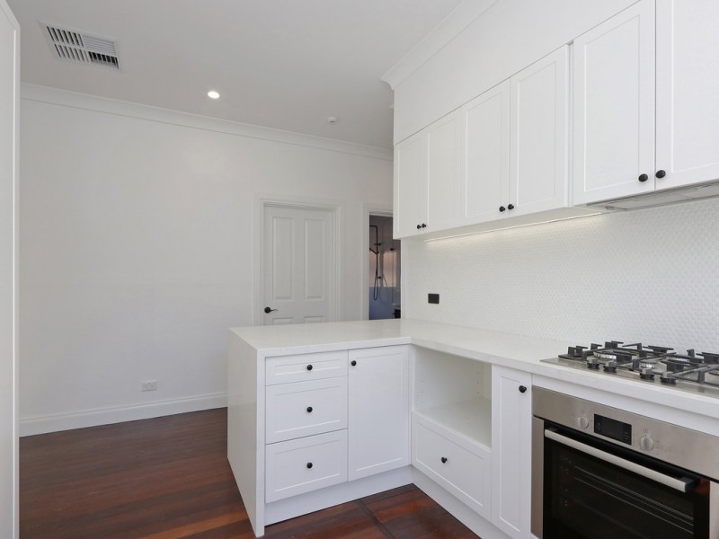 104 KENT STREET, East Victoria Park WA 6101