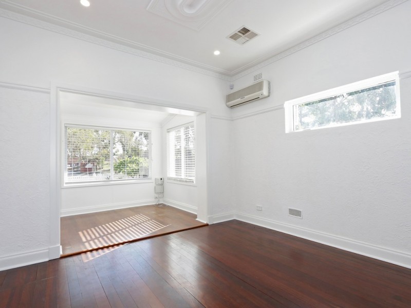 104 KENT STREET, East Victoria Park WA 6101