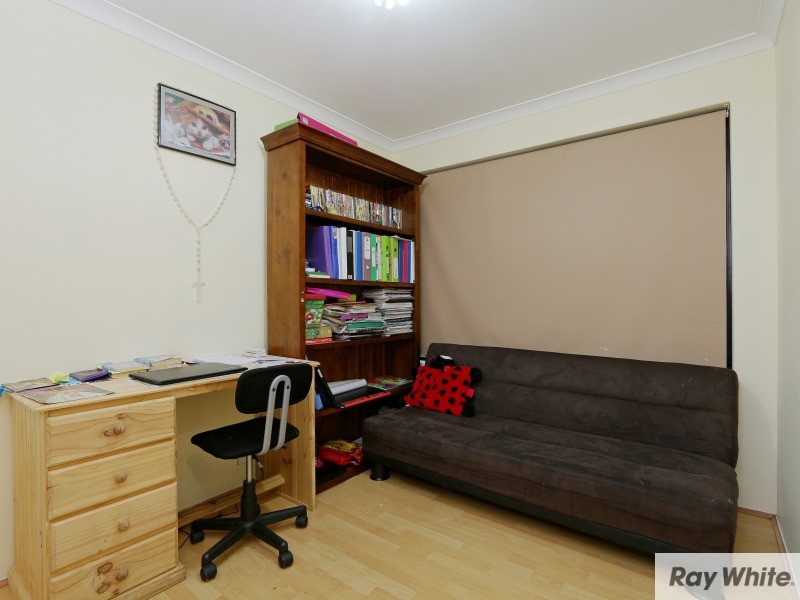 14 Forman Court, Queens Park WA 6107